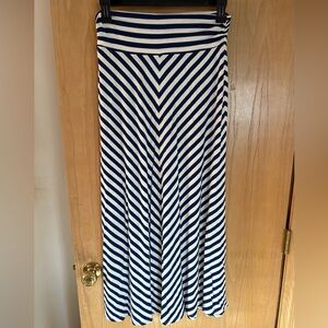 Merona Navy and White Chevron Maxi Skirt